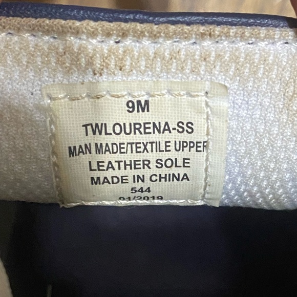 Tommy Hilfiger Lourena Slip On Sneakers - Picture 8 of 8